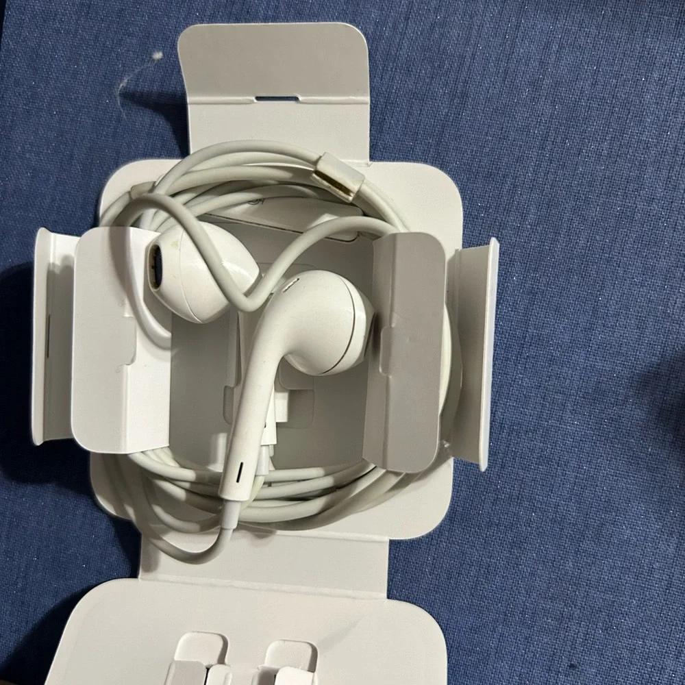 White Wired Earphones